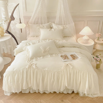 Éloire Ruffle Duvet Cover Set — by Tidings